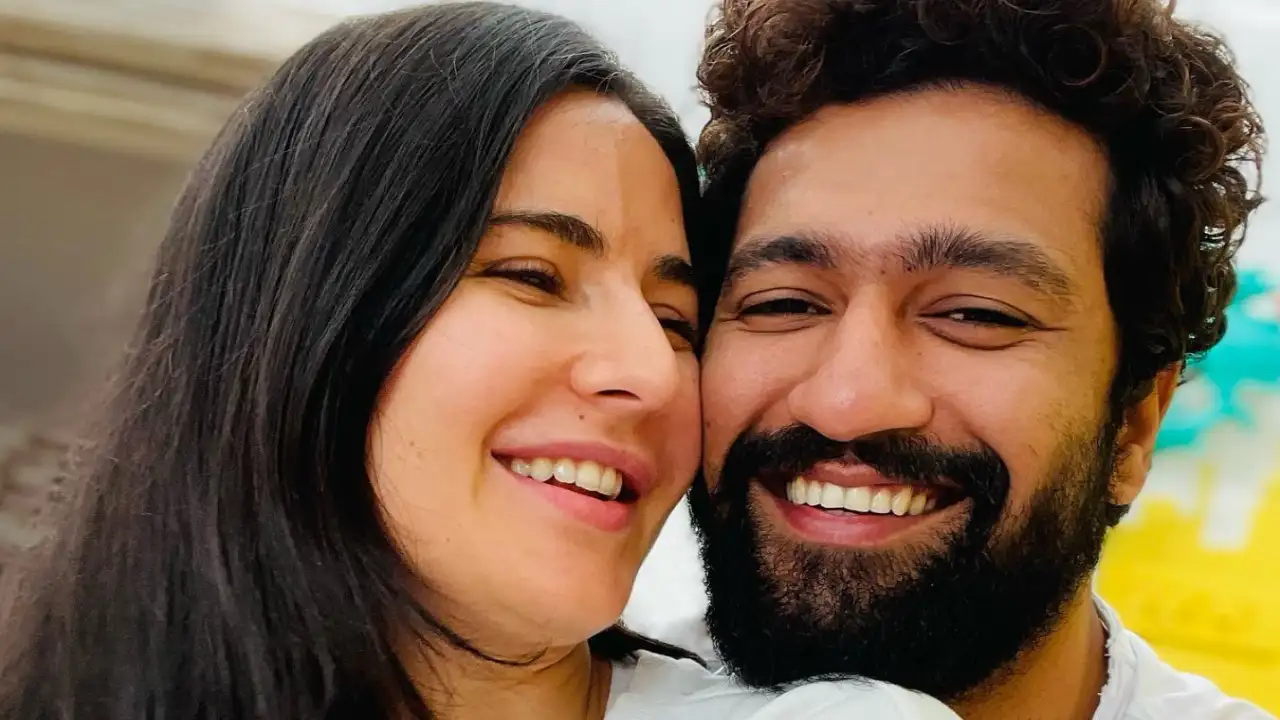 Katrina Kaif has THIS reaction on Vicky Kaushal’s all-black look from Govinda Naam Mera’s Bana Sharabi Katrina Kaif has THIS reaction on Vicky Kaushal’s all-black look from Govinda Naam Mera’s Bana Sharabi