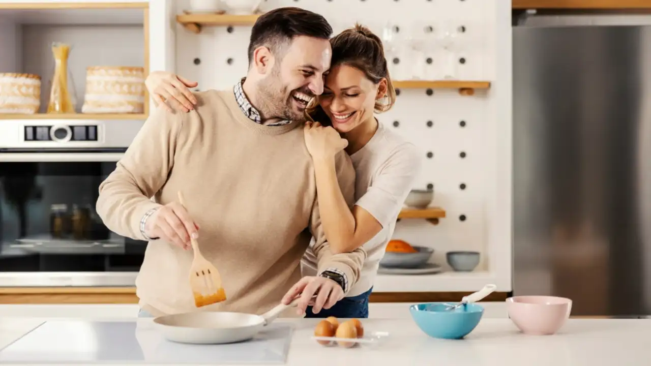 Zodiac Signs That Enjoy Cooking with Their Partner Zodiac Signs That Enjoy Cooking with Their Partner