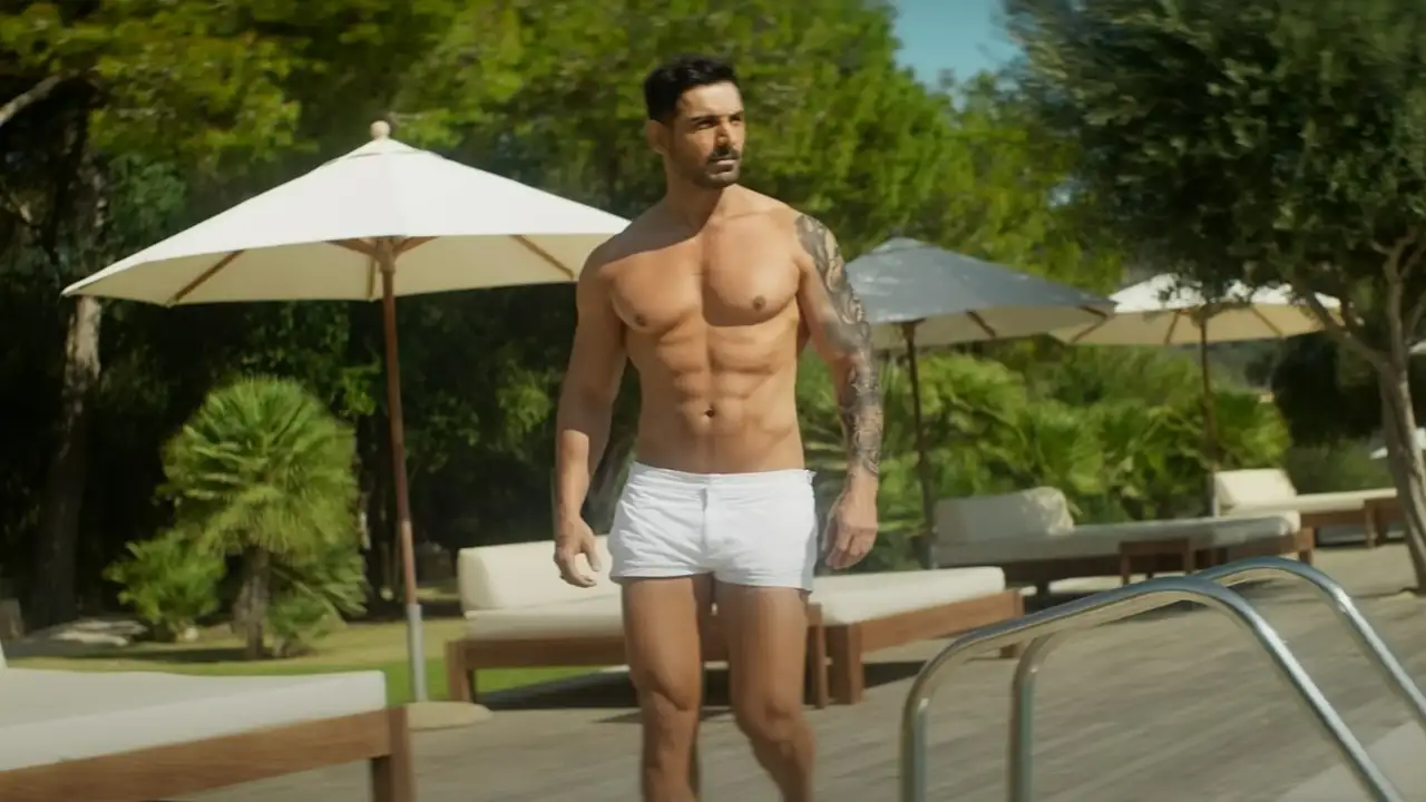 Picture courtesy: YouTube John Abraham looks handsome