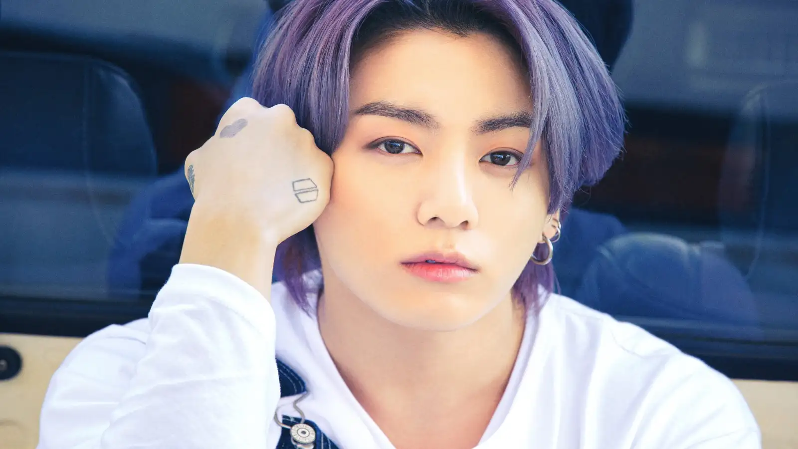 BTS' Jungkook set to flaunt his toned muscles? Here are the hints to his possible Calvin Klein ambassadorship | PINKVILLA BTS' Jungkook set to flaunt his toned muscles? Here are the hints to his possible Calvin Klein ambassadorship | PINKVILLA