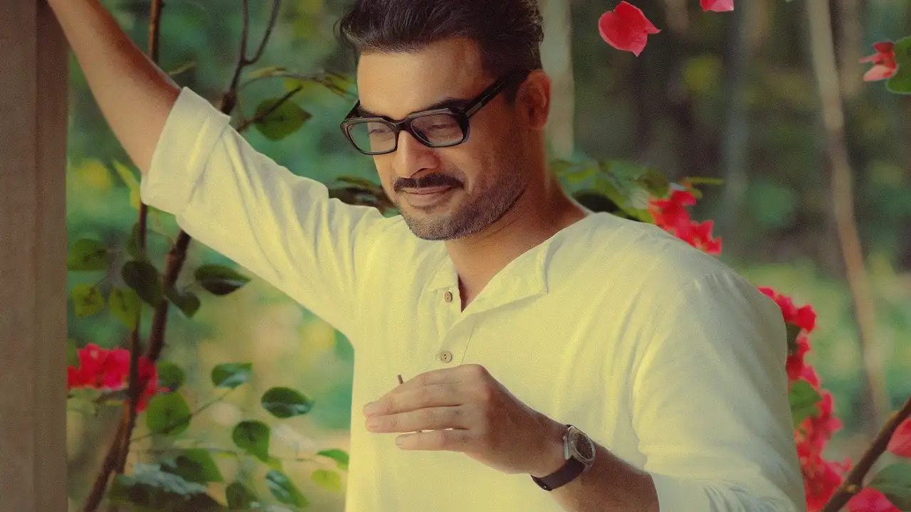 Tovino Thomas' birthday: Ajayante Randam Moshanam to Neelavelicham, new posters promise blockbuster year Tovino Thomas' birthday: Ajayante Randam Moshanam to Neelavelicham, new posters promise blockbuster year