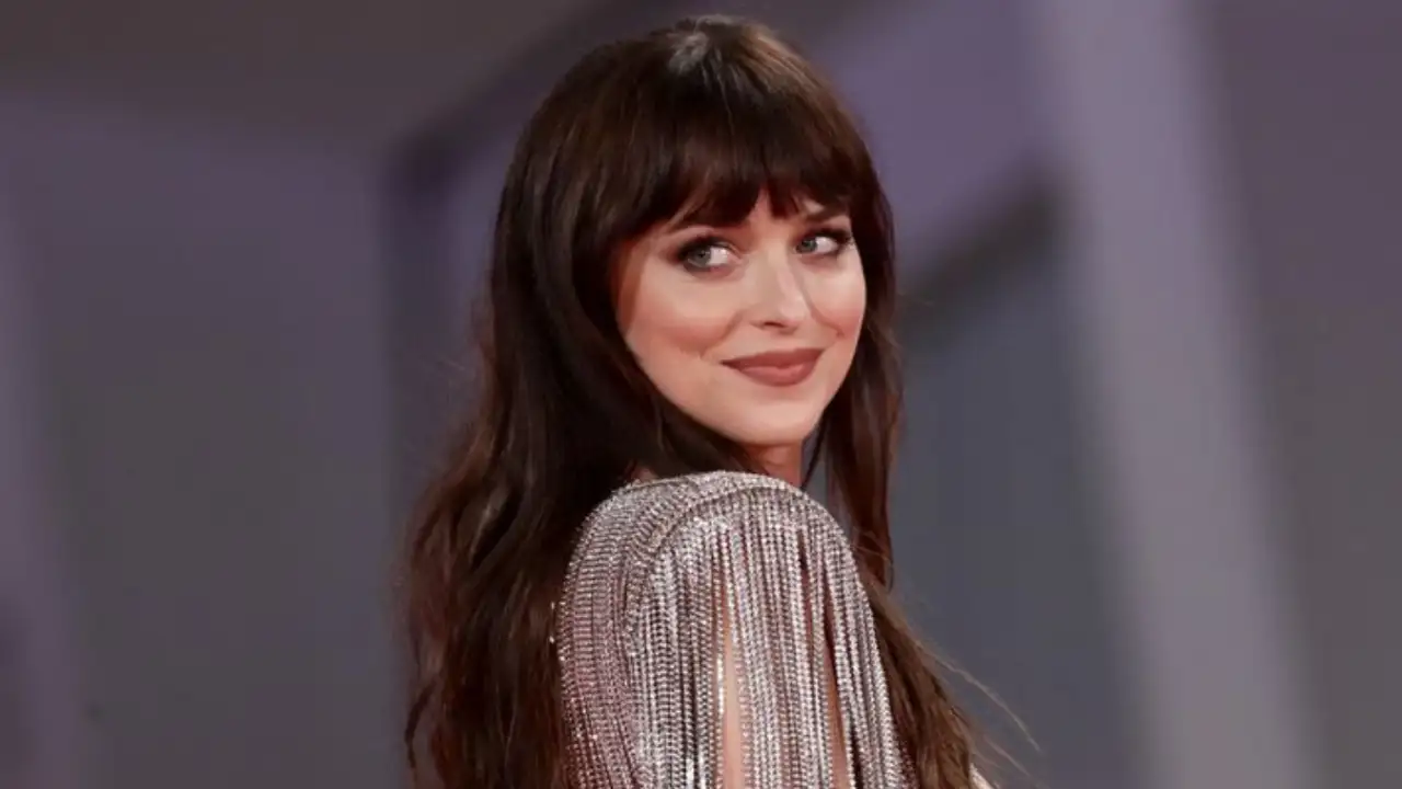 Dakota Johnson hints the Armie Hammer Scandal with a cannibalism joke Dakota Johnson
