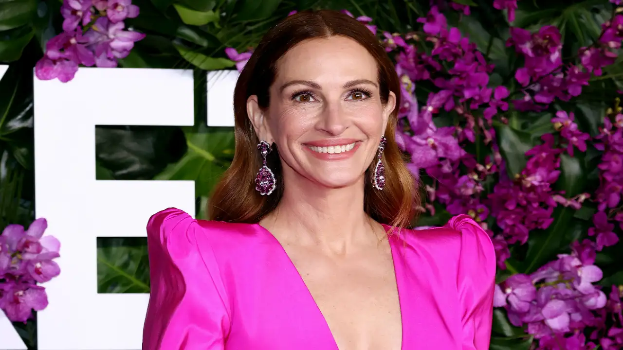 Julia Roberts has discovered she's not actually a Roberts