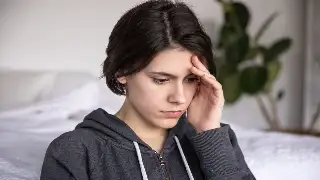 Cancer to Pisces: 4 Zodiac Signs Who Tend to be Extreme Overthinkers in Their Relationships