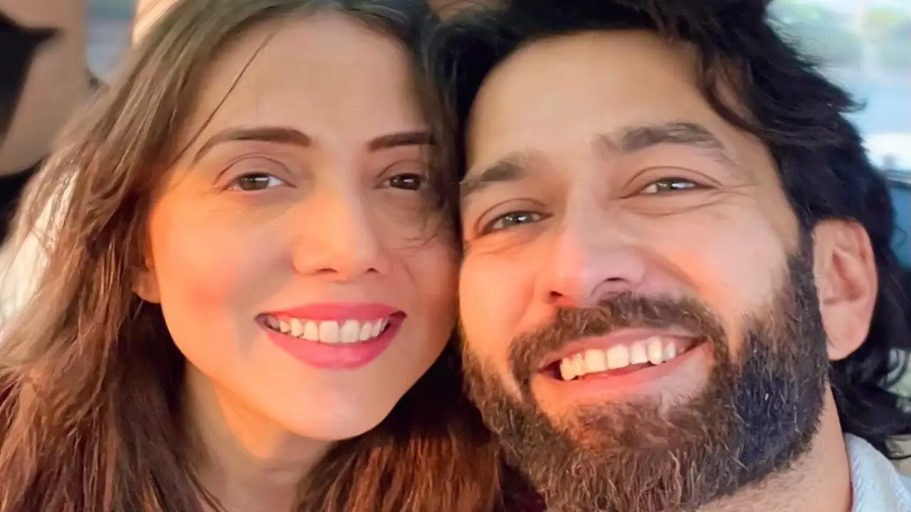 Nakuul Mehta -Jankee Parekh show how couples communicate after a few years of dating Nakuul Mehta -Jankee Parekh show how couples communicate after a few years of dating