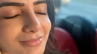 Fans swoon over Samantha's sunkissed, sans-makeup selfie