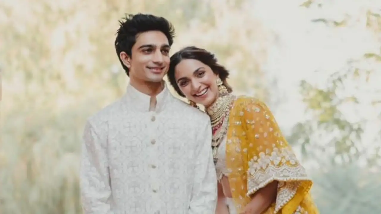 Kiara Advani with her brother Mishaal at her mehendi ceremony (Credits: Instagram) Kiara Advani