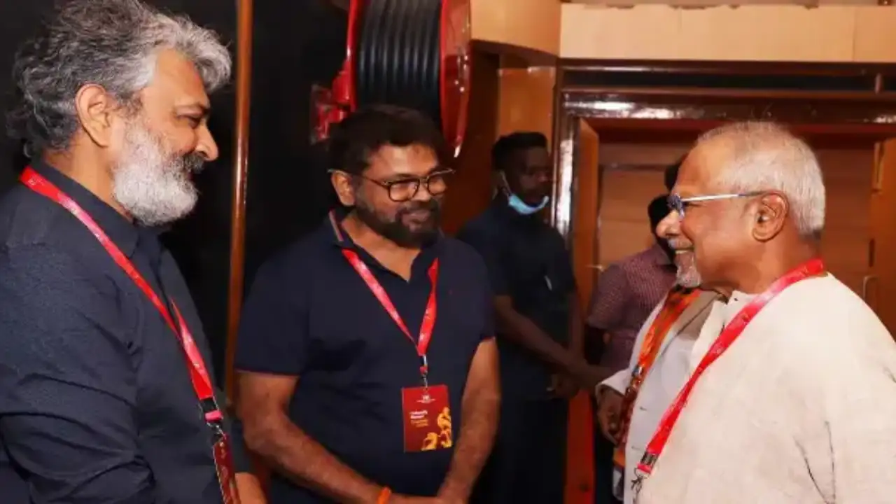 Mani Ratnam calls SS Rajamouli inspiration for Ponniyin Selvan; Here's how RRR director reacted Mani Ratnam calls SS Rajamouli inspiration for Ponniyin Selvan