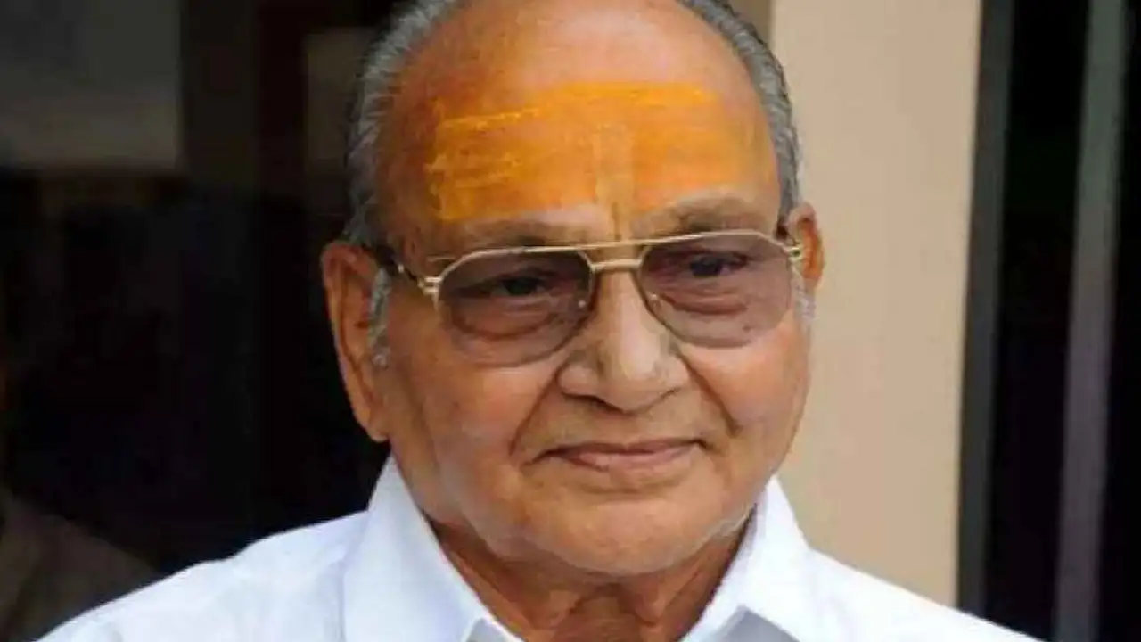 K Viswanath dies