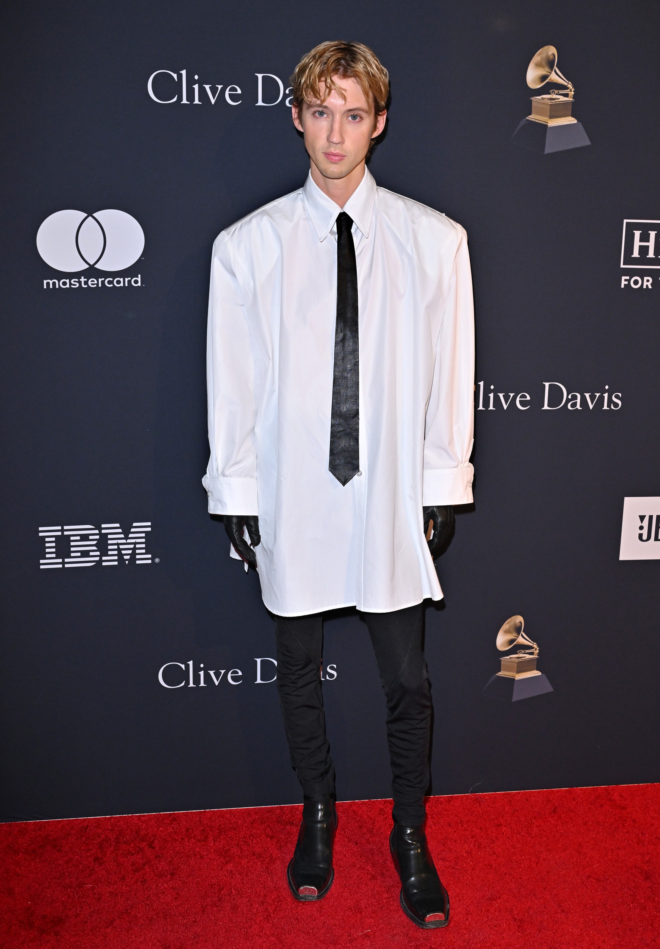 Troye Sivan at Pre-GRAMMY party (Image: Getty Images) 