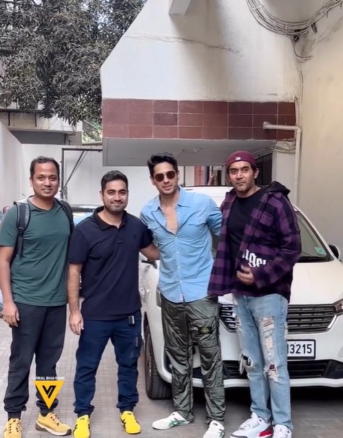 Sidharth Malhotra spotted in the city today