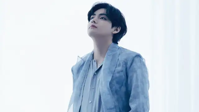 Quiz: Choose a cute outfit and we'll reveal if BTS' V aka Taehyung will be your date for Valentine's Day | PINKVILLA Quiz: Choose a cute outfit and we'll reveal if BTS' V aka Taehyung will be your date for Valentine's Day | PINKVILLA