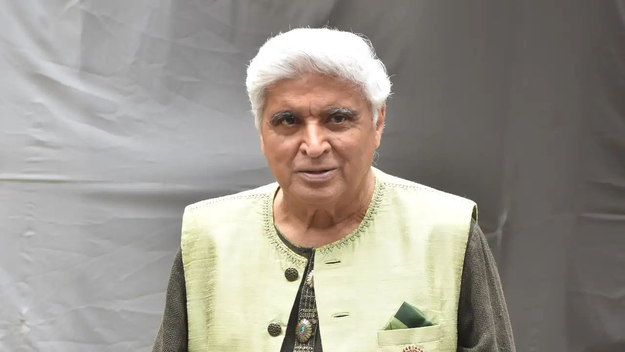 Why Javed Akhtar feels like he has won World War 3 after his return from Pakistan recently? Read here Why Javed Akhtar feels like he has won World War 3 after his return from Pakistan recently? Read here