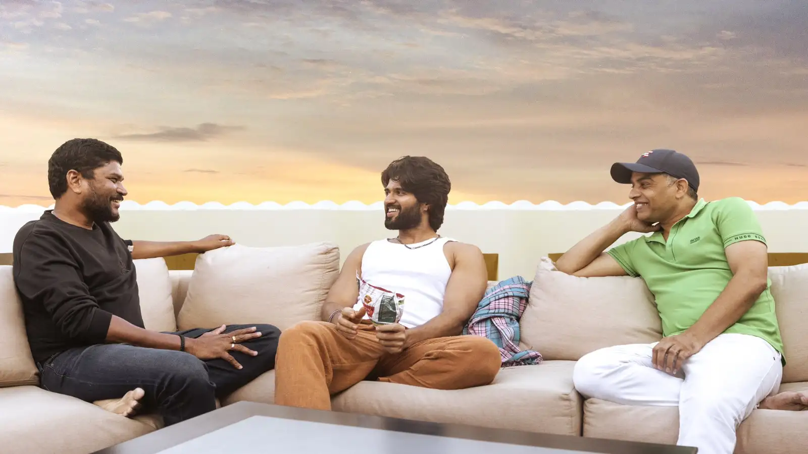 Vijay Deverakonda excited to join hands for second time with Parasuram after Geetha Govindam | PINKVILLA Vijay Deverakonda excited to join hands for second time with Parasuram after Geetha Govindam | PINKVILLA