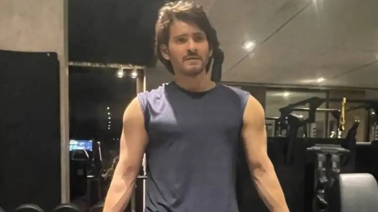 Mahesh Babu flaunts ribbed biceps as he shares PIC of his intense arm workout in the gym Mahesh Babu shares PIC from gym