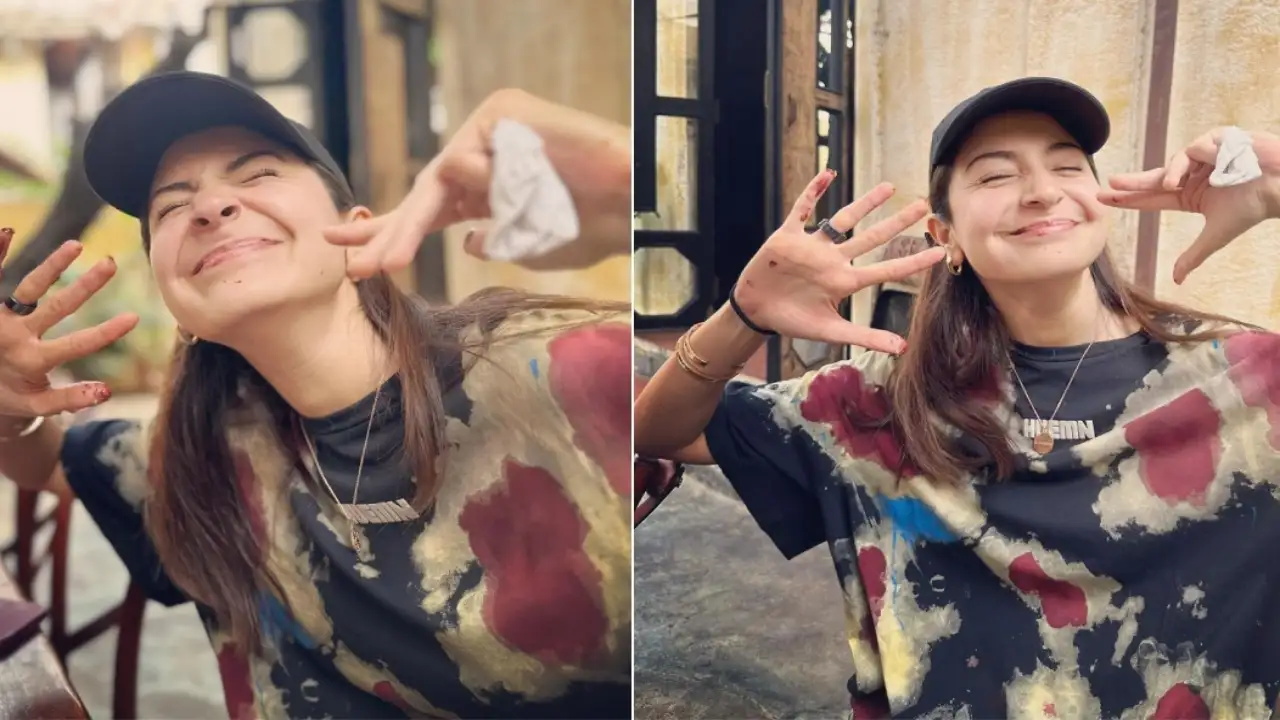 Picture courtesy: Instagram Anushka Sharma looks all things cute