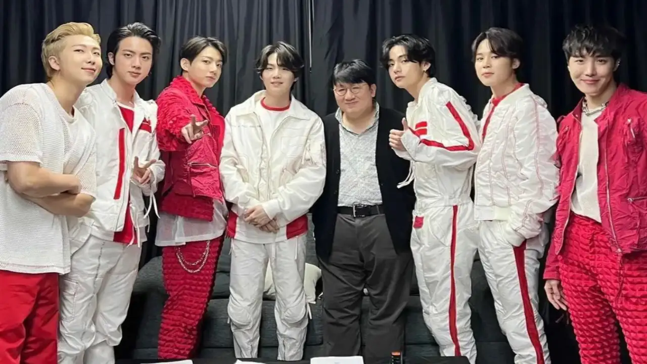 Bang Si Hyuk and BTS; Picture Courtesy: Bang Si Hyuk’s Instagram Bang Si Hyuk and BTS; Picture Courtesy: Bang Si Hyuk’s Instagram