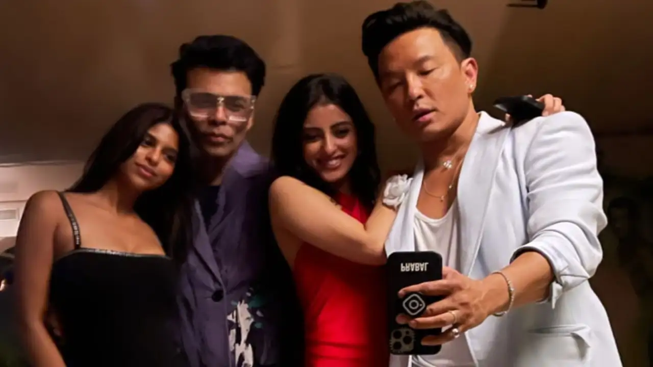 822249442 suhana khan navya naveli nanda look glamorous as they pose with karan johar and designer prabal gurung pic 1280*720