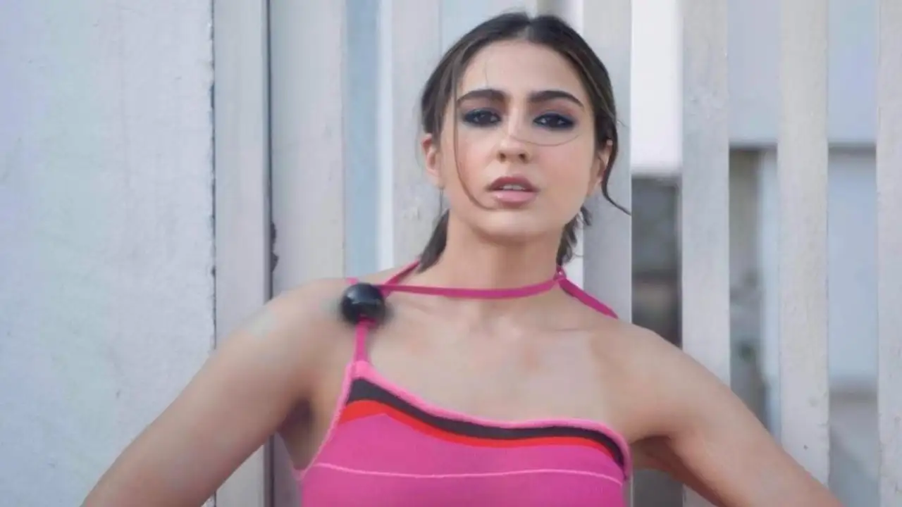 863838784 sara ali khan 1280*720