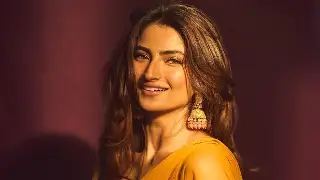 Palak Tiwari personifies elegance in a multi-colored lehenga; See PICS