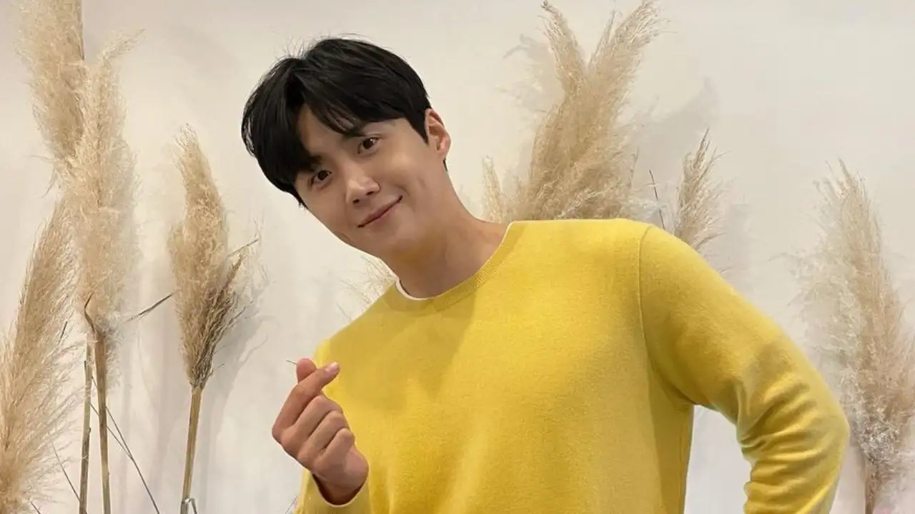 Kim Seon Ho: courtesy of SALT Entertainment Kim Seon Ho: courtesy of SALT Entertainment