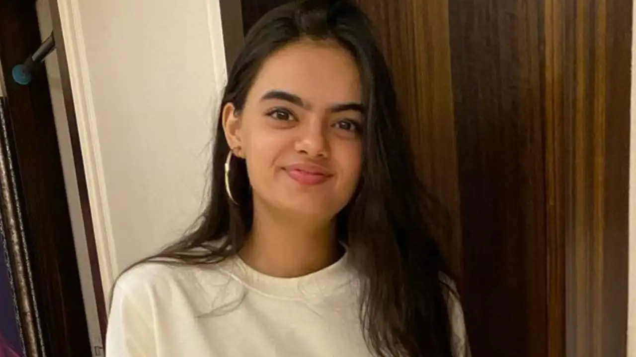 Ruhaanika Dhawan Ruhaanika Dhawan