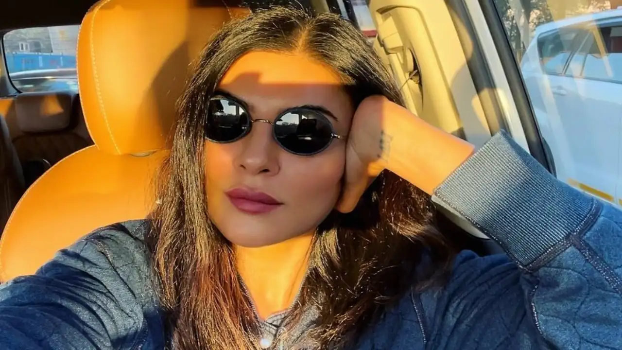1444062467 sushmita sen 1280*720