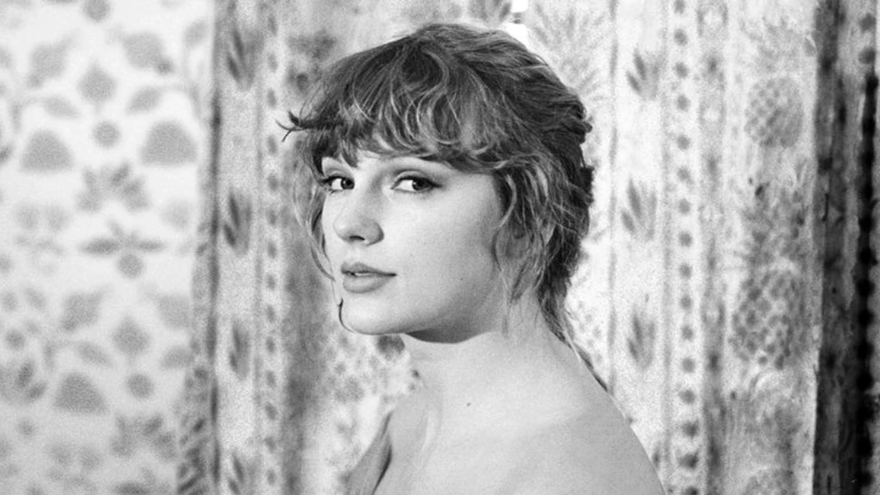 Taylor Swift Says The Eras Tour Has Become Her ‘Whole Person’;  Thanks to the 200k fans who attended the NJ show