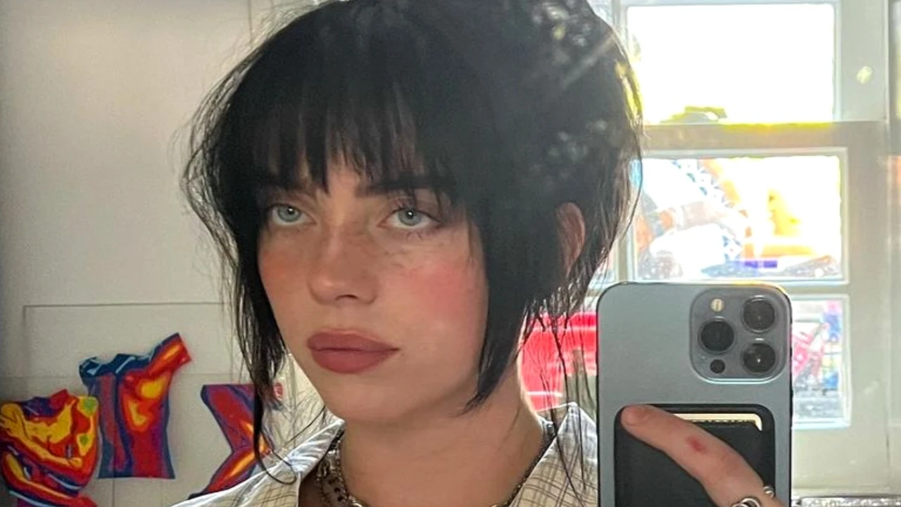 2093417308 billi eilish jesse rutherford breakup 1280*720