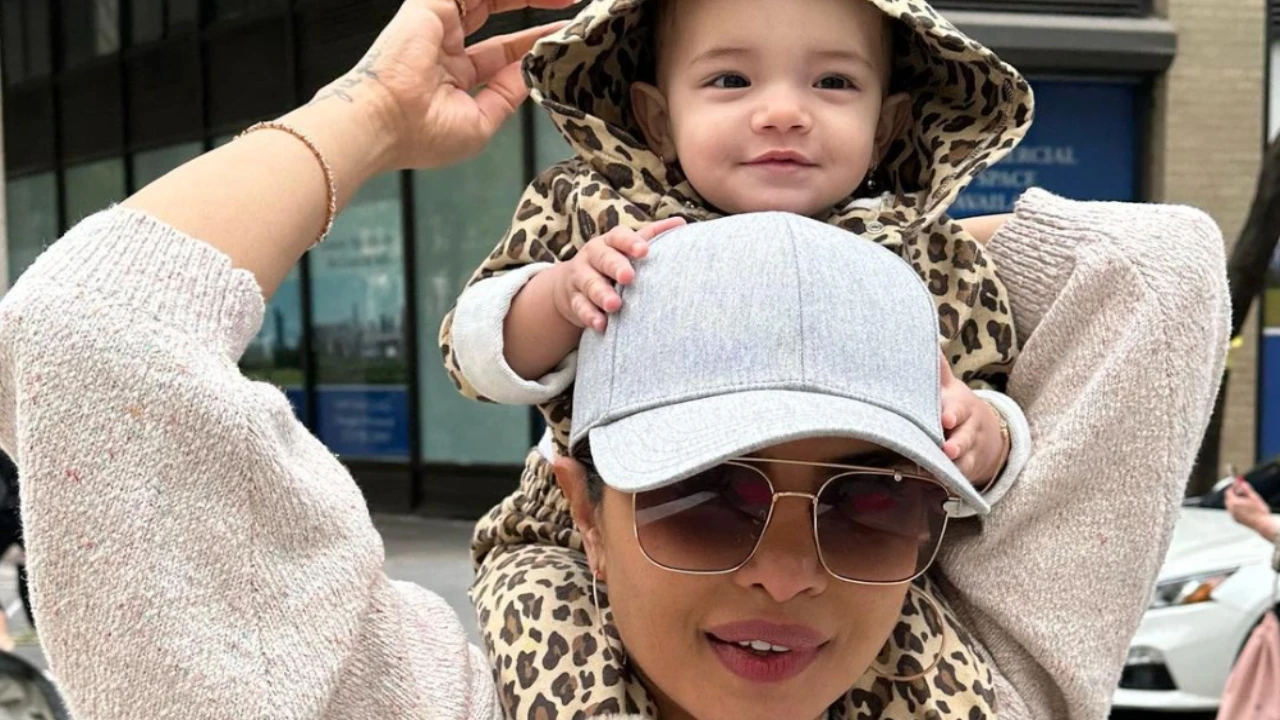 827205135 priyanka chopra malti marie 4 1280*720