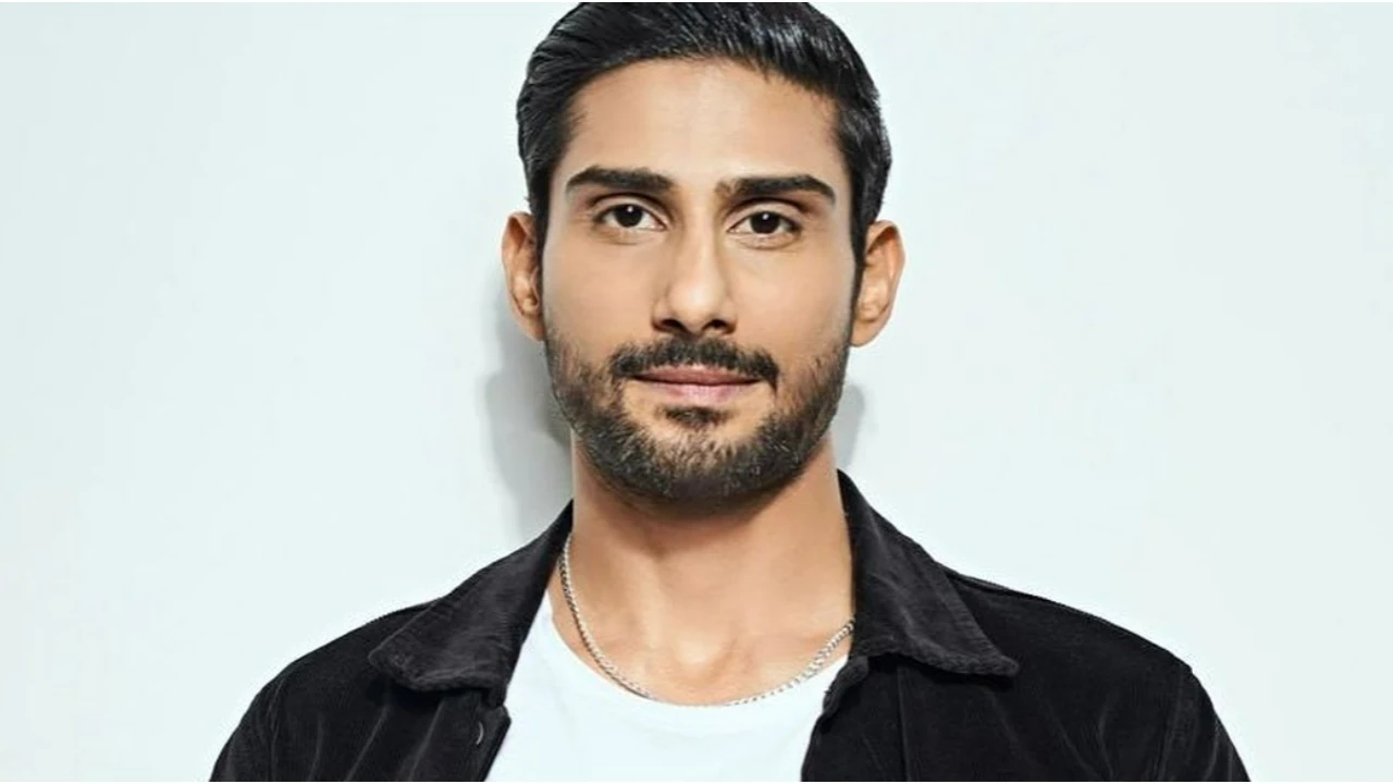 Prateik Babbar introduces himself with a new name;  explains the reason behind changing it