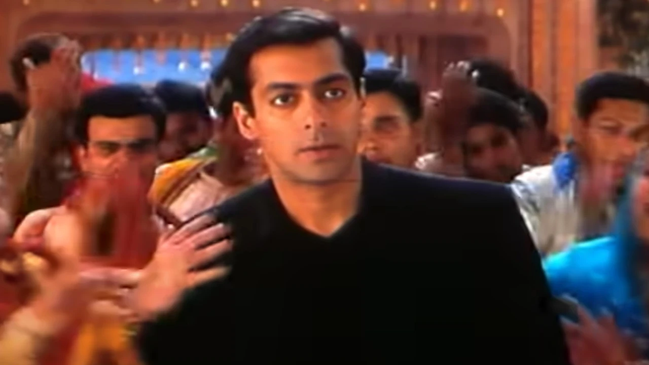 That’s why most of Salman Khan’s scenes in Kuch Kuch Hota Hai’s Saajan Ji Ghar Aaye were shot by his duplicate