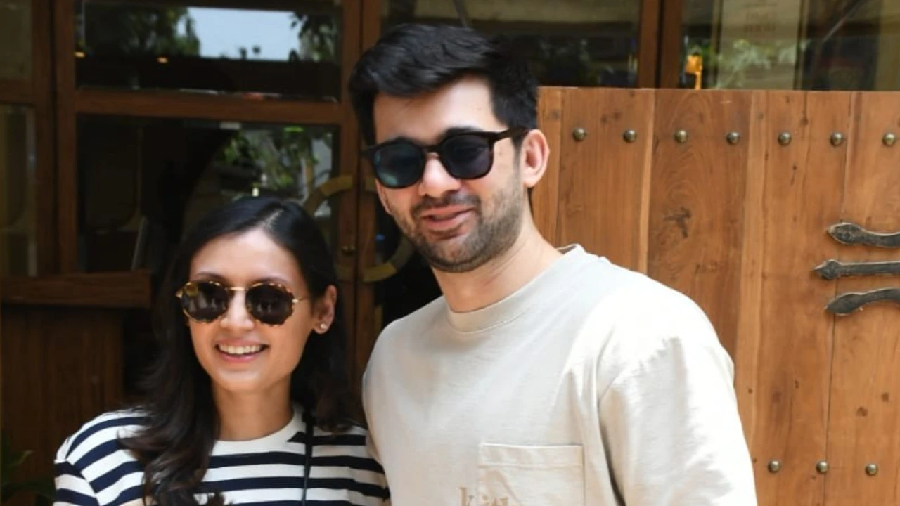 Sunny Deol’s son Karan Deol and Drishti Acharya will give wedding reception at this venue?  here we know