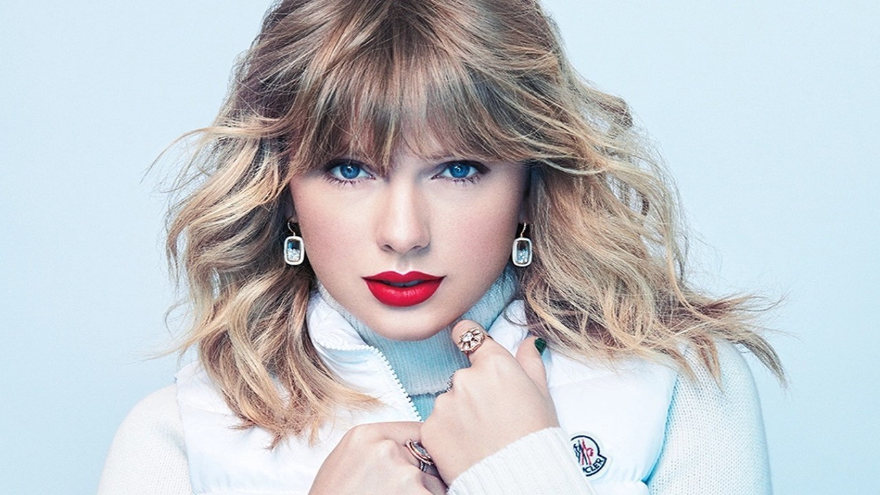 After Rihanna, Taylor Swift gets trespasser at her Rhode Island mansion; Here’s what happened