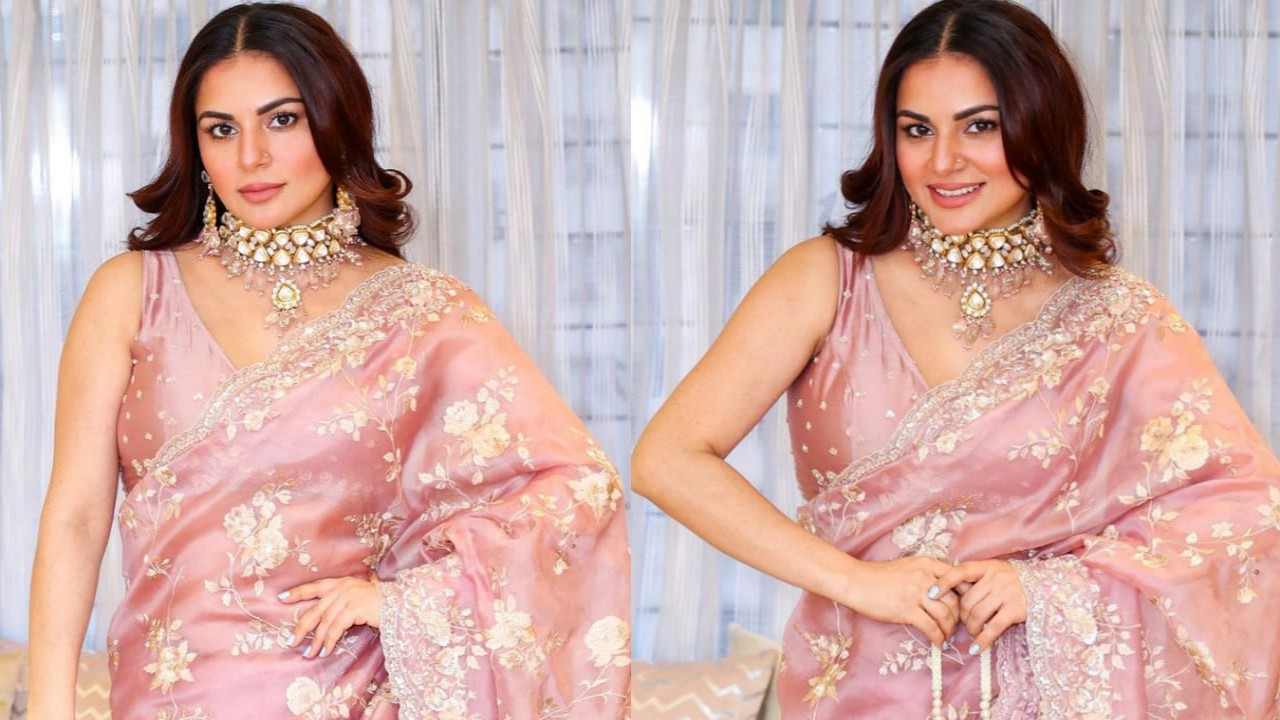 Kundali Bhagya's Shraddha Arya dazzles in a gorgeous lightweight floral  pink saree; PICS | PINKVILLA