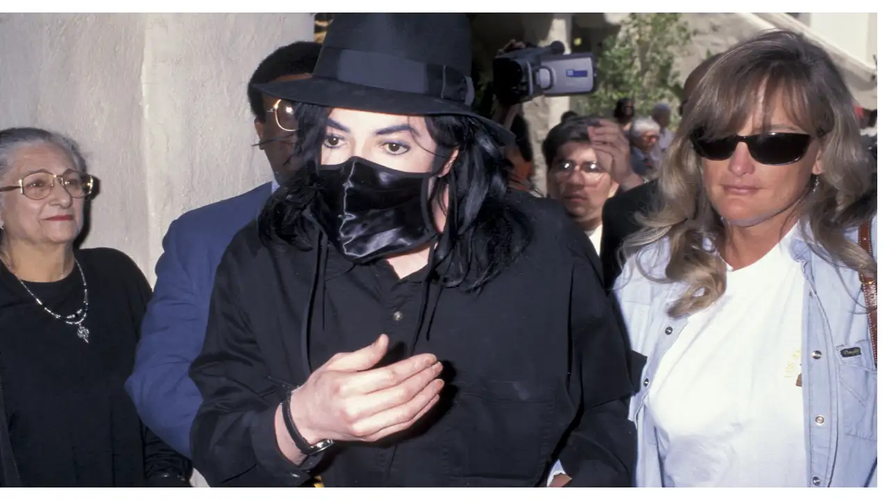 Top 9 facts about Debbie Rowe, Michael Jackson's ex-wife