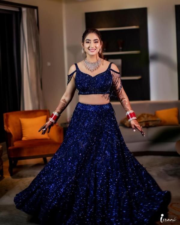 Disha Parmar's wedding outfits from her bachelorette to reception are all  things glitzy and we are in AWE | PINKVILLA