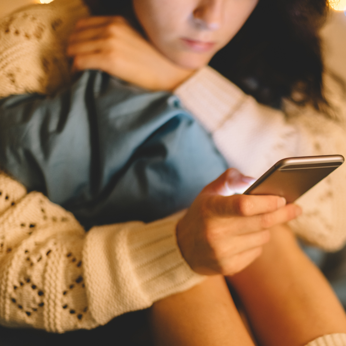 7 online dating tips for women who aren’t sure to swipe right 7 online dating tips for women who aren’t sure to swipe right