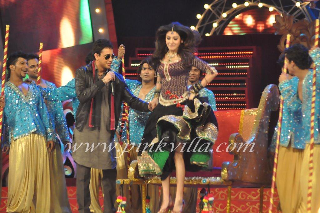 Unseen pictures from Big Star Awards 2012: Anushka Sharma, Imran Khan, Zarine Khan