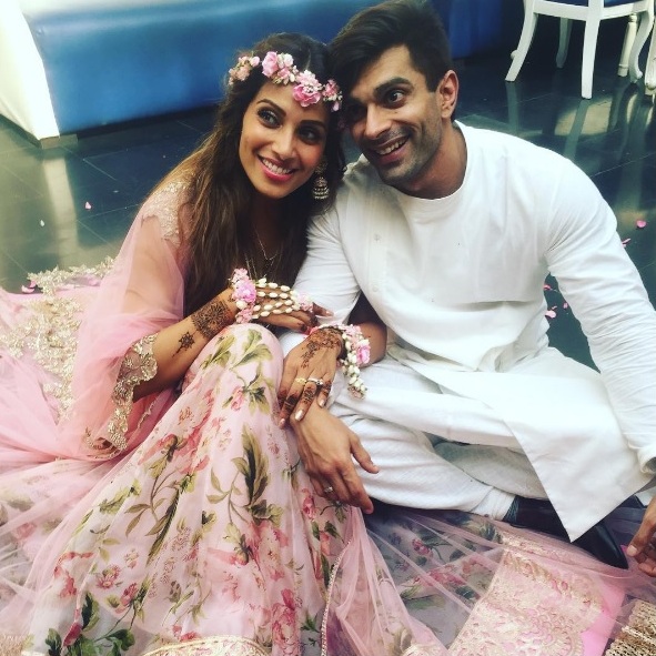 EXCLUSIVE: Bipasha Gears up for 'Alta' Ceremony, Wedding Rituals Begin in Evening