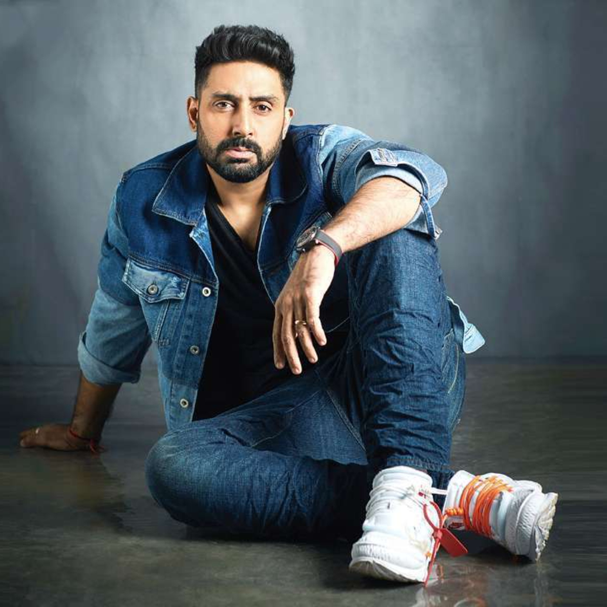 EXCLUSIVE: Abhishek Bachchan to headline 2.0 makers' debut production venture in Bollywood 