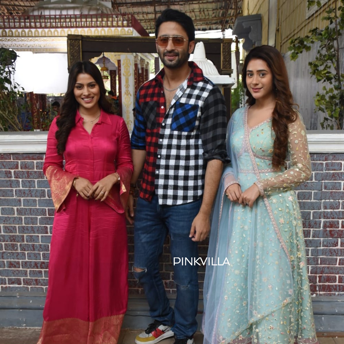 Woh Toh Hai Albela cast Shaheer Sheikh, Hiba Nawab and Aparna Dixit snapped on the sets; PICS Albela cast