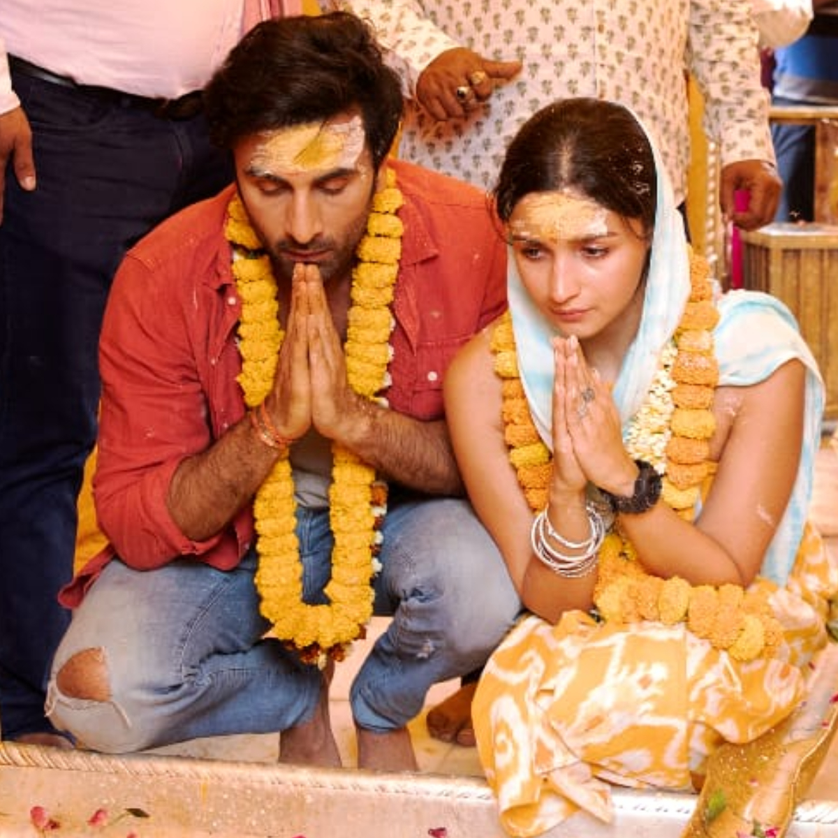 Alia Bhatt-Ranbir Kapoor to marry on 15th April