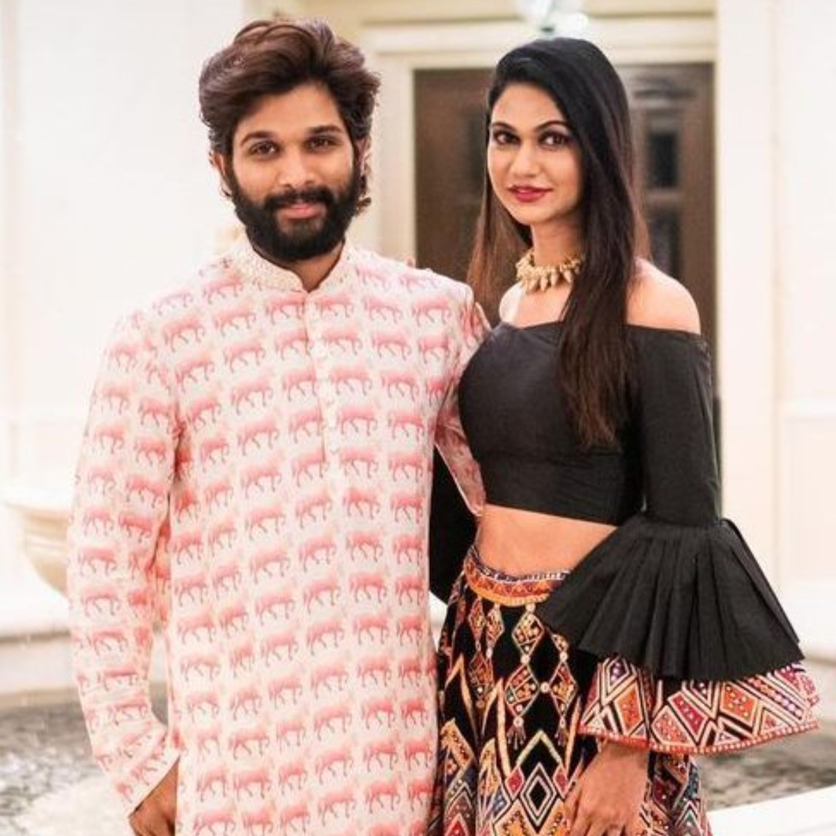 Did you know Allu Arjun introduced wife Sneha Reddy first as a girlfriend to Samantha Akkineni? WATCH Video