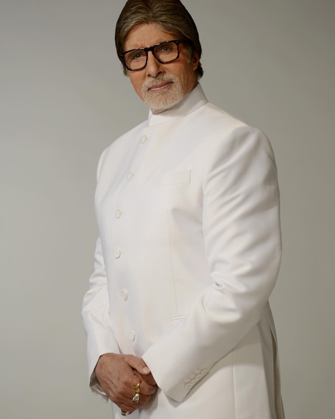 Amitabh Bachchan OPENS UP about his first acting guru