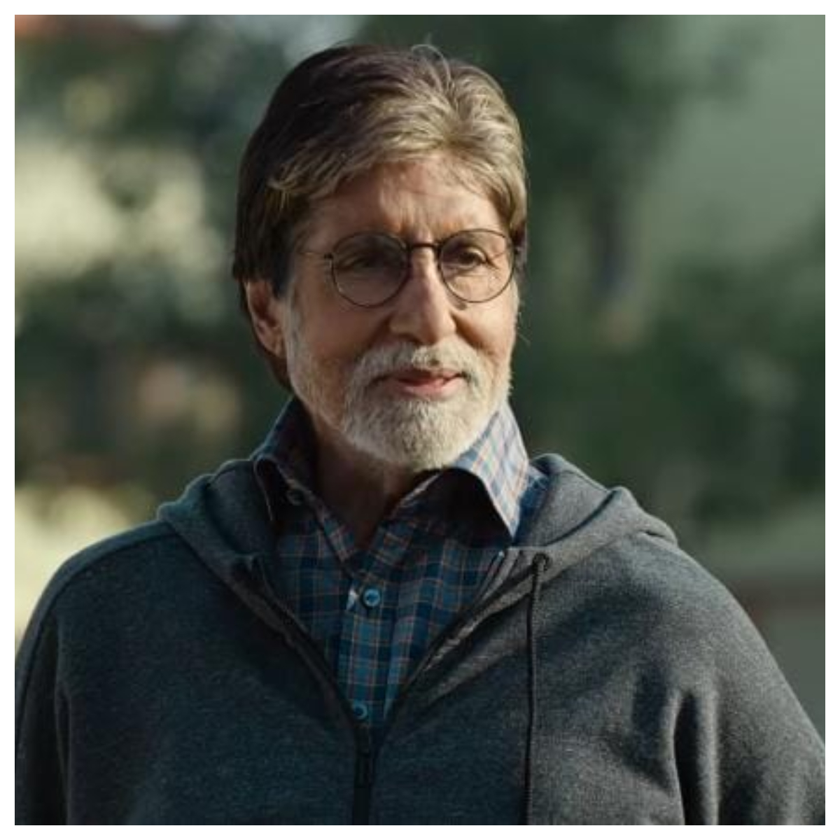 Trade Tutor: Five decades and counting, Amitabh Bachchan continues to be a leading hero and a box office draw