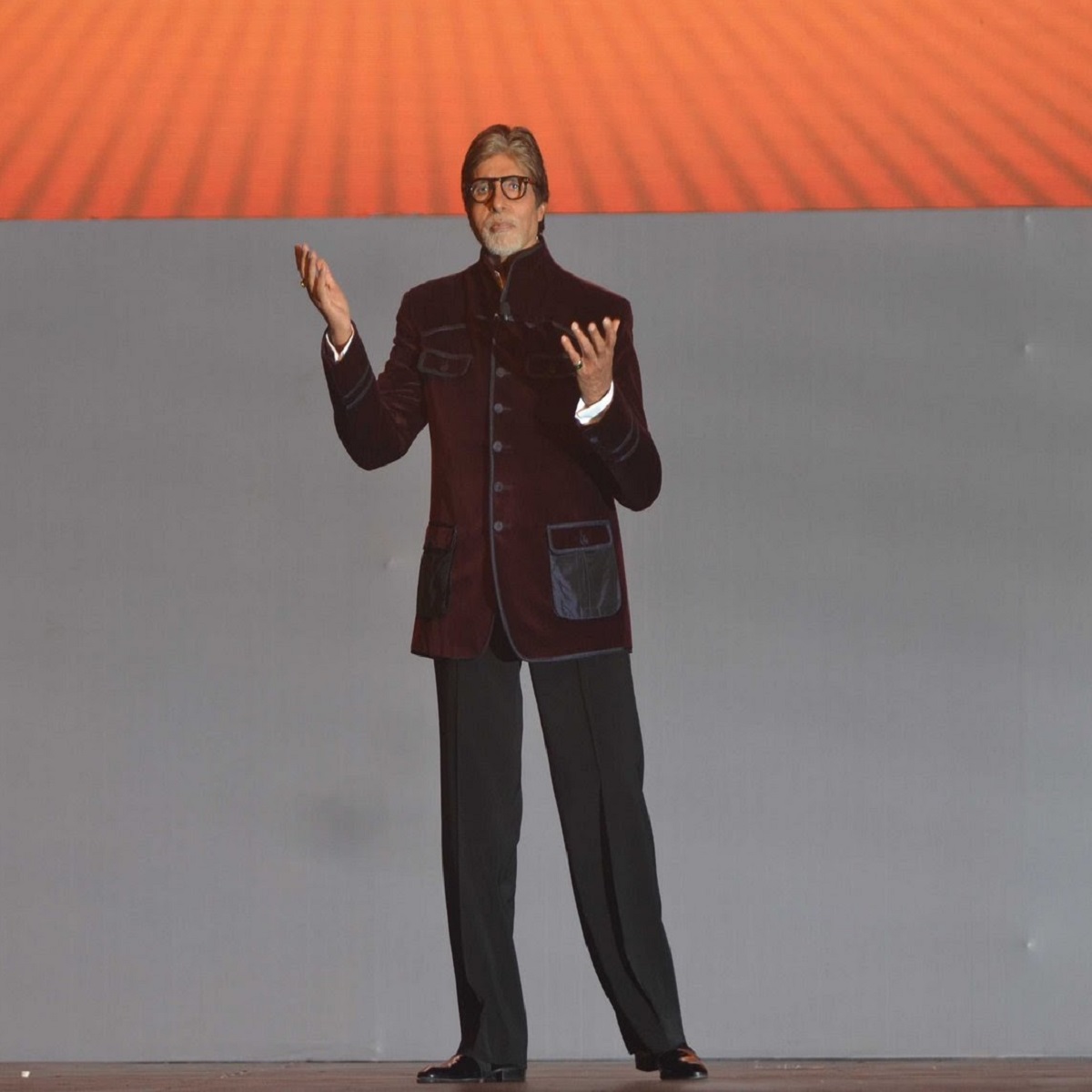 Amitabh Bachchan and Boman Irani’s next with Sooraj Barjatya titled Oonchai, Anupam Kher joins the cast Amitabh Bachchan and Boman Irani’s next with Sooraj Barjatya titled Oonchai, Anupam Kher joins the cast