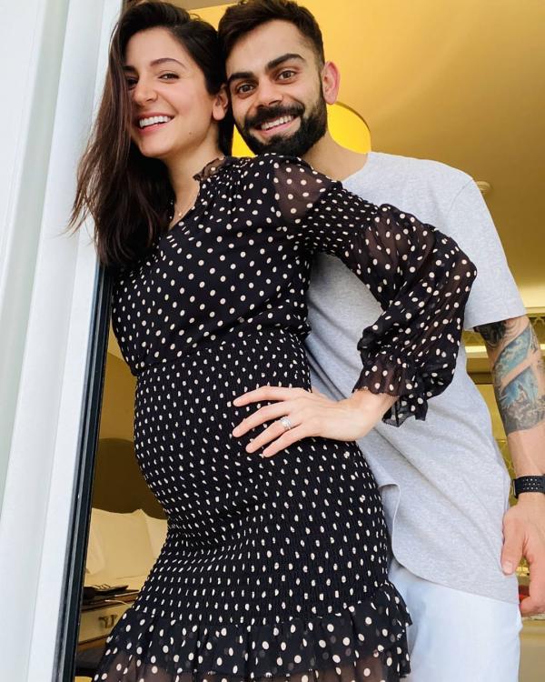 polka dot dress and pregnancy