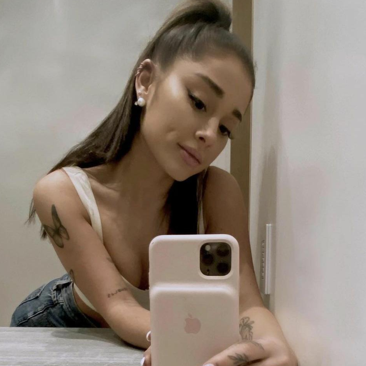 What Is Ariana Grande'S Phone Number 2025 Calendar Nesta Hildagard