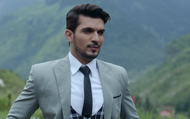 EXCLUSIVE: Arjun Bijlani talks about Ishq Mein Marjawan going off air, hosting Dance Deewane, Naagin 4 & more